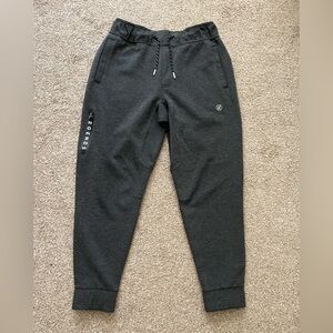 Legends Hawthorne Tech Jogger 1.0 in Dark Gray Heather